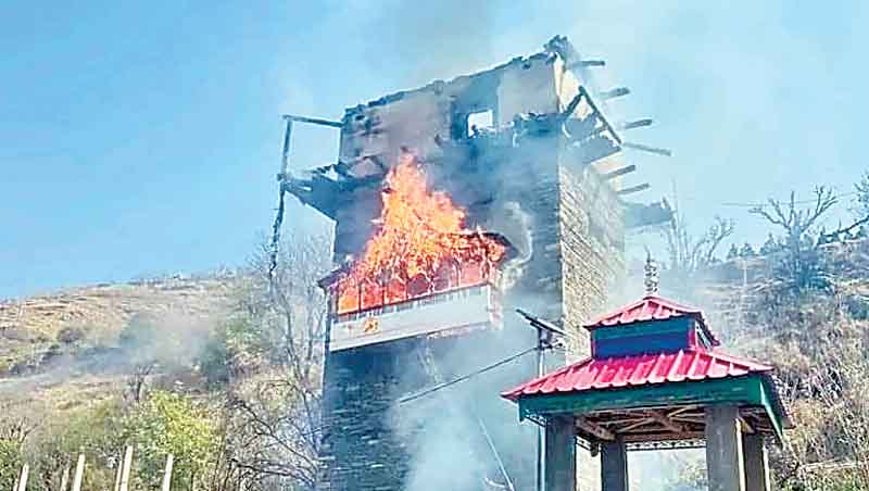 प्राचीन बागेश्वरी माता मंदिर जलकर राख