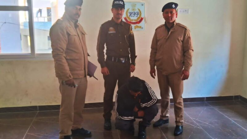 मनाली में गांजा के साथ पकड़ा गया व्यक्ति, पुलिस ने भूतनाथ मंदिर के पास की बड़ी कार्रवाई