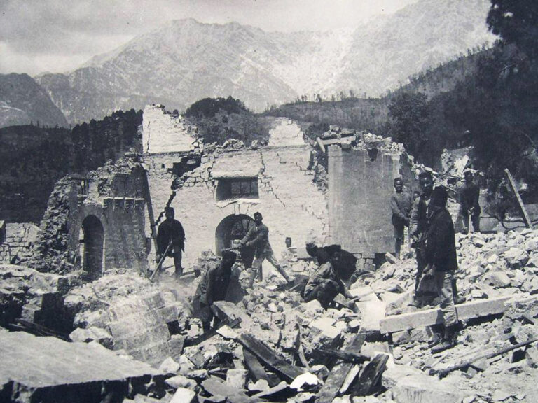 Gurkha-Barracks-after-the-Earthquake-136-killed