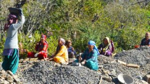 Read more about the article हिमाचल प्रदेश में आचार संहिता का असर: मनरेगा रोजगार की गारंटी बनी भूख की चुनौती